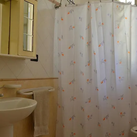 Padula Bianca - Con Accesso Privato Per La