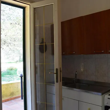 Padula Bianca - Con Accesso Privato Per La Villa Rivabella
