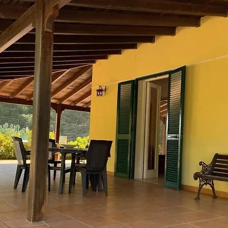 Padula Bianca - Con Accesso Privato Per La Villa Rivabella